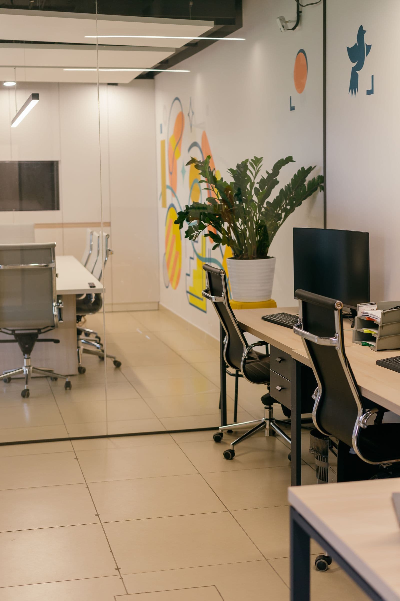 Plateau de bureaux clair entretenu par NovaNet